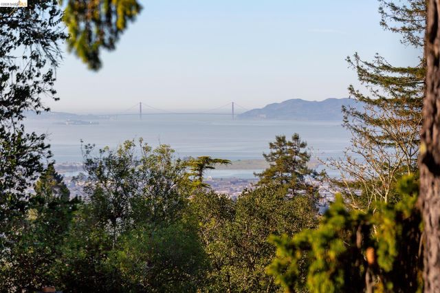 1106 Cragmont Ave, Berkeley, CA 94708