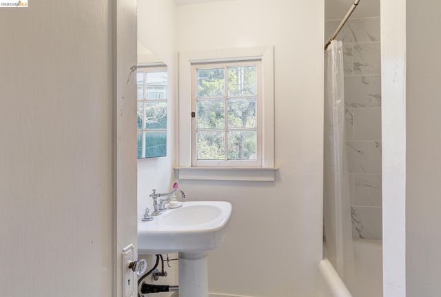 1106 Cragmont Ave, Berkeley, CA 94708