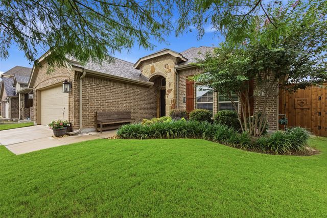 712 Mist Flower Drive, Little Elm, TX 75068