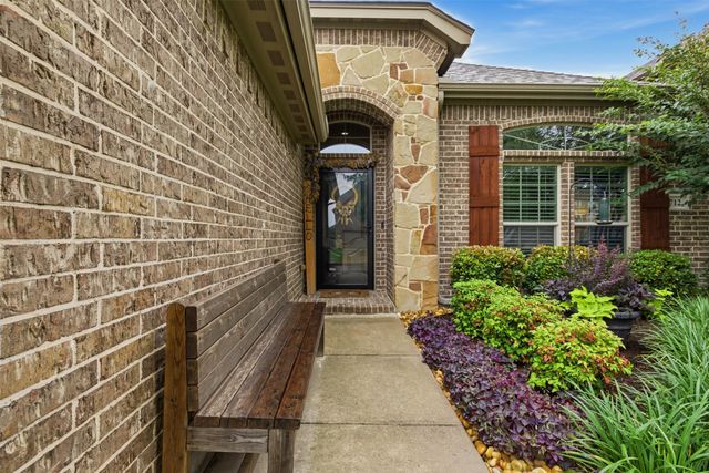 712 Mist Flower Drive, Little Elm, TX 75068