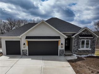1845 Arbor Trail, Liberty, MO 64068