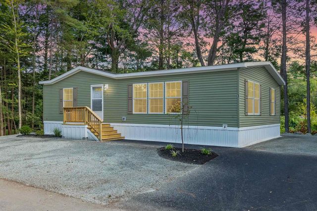 3 Alison Circle, Hampton, NH 03842