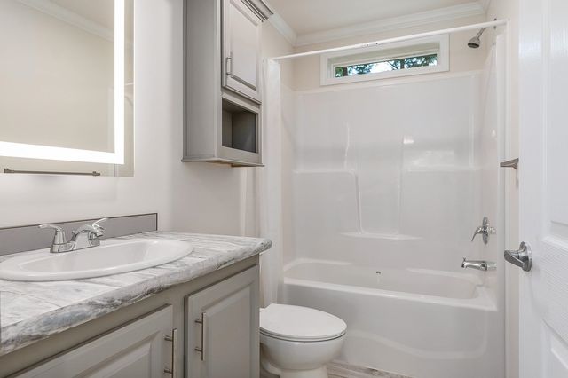 3 Alison Circle, Hampton, NH 03842