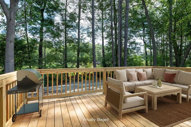 3 Alison Circle, Hampton, NH 03842