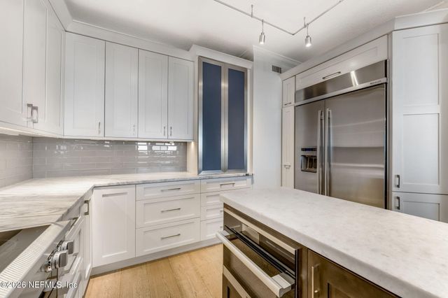 1331 1ST Street N 202, Jacksonville Beach, FL 32250