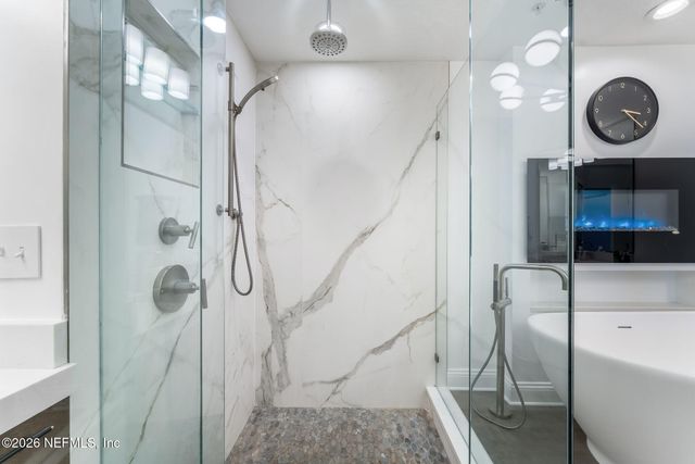 1331 1ST Street N 202, Jacksonville Beach, FL 32250