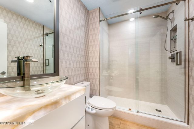 1331 1ST Street N 202, Jacksonville Beach, FL 32250