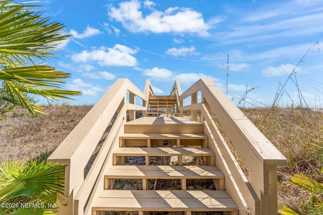 1331 1ST Street N 202, Jacksonville Beach, FL 32250