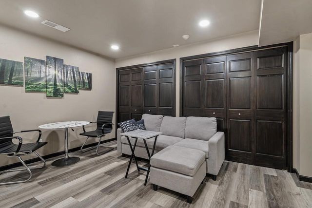 318 N VAN BUREN STREET, Green Bay, WI 54301