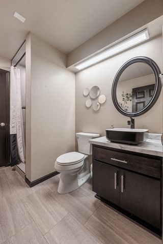 318 N VAN BUREN STREET, Green Bay, WI 54301