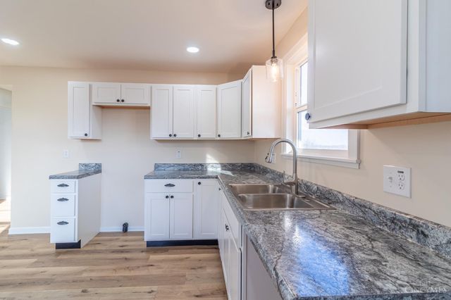 353 Chestnut Ridge, West Union, OH 45693