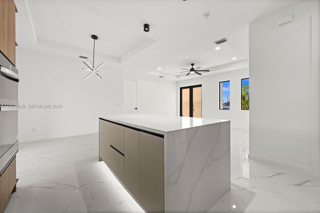 1621 NW 23rd Terrace, Cape Coral, FL 33993