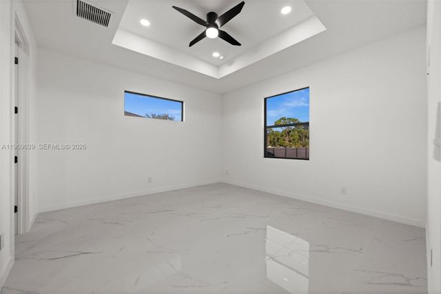 1621 NW 23rd Terrace, Cape Coral, FL 33993