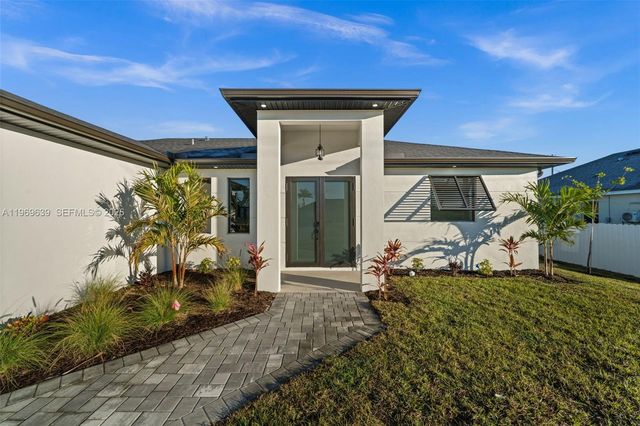 1621 NW 23rd Terrace, Cape Coral, FL 33993