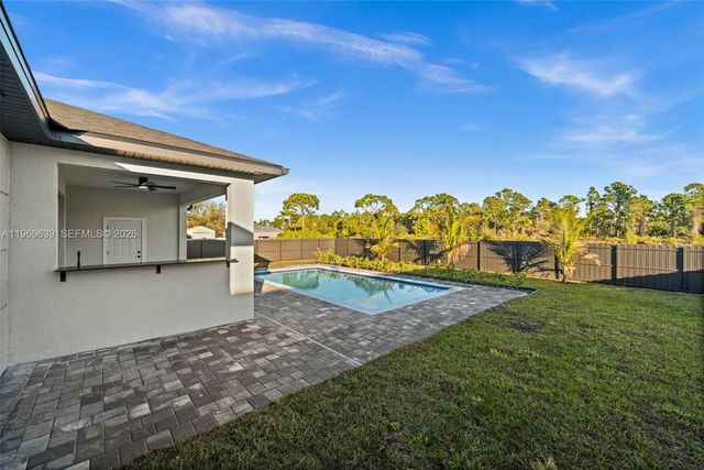 1621 NW 23rd Terrace, Cape Coral, FL 33993