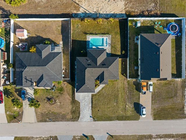 1621 NW 23rd Terrace, Cape Coral, FL 33993