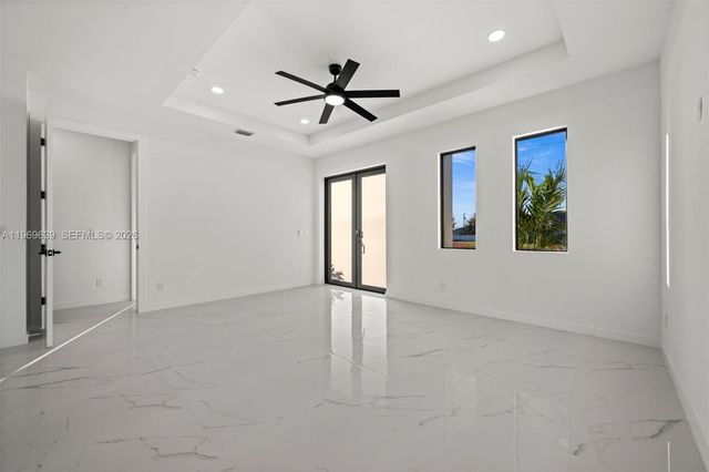 1621 NW 23rd Terrace, Cape Coral, FL 33993