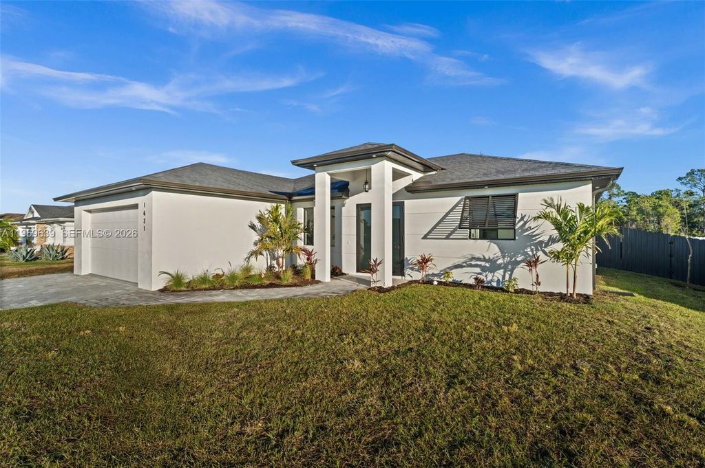 1621 NW 23rd Terrace, Cape Coral, FL 33993