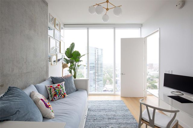 301 West Ave 3003, Austin, TX 78701