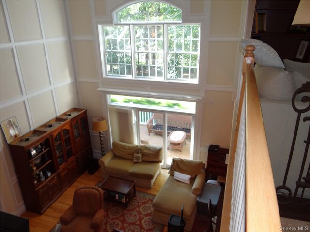 33 Blair Road, East Setauket, NY 11733