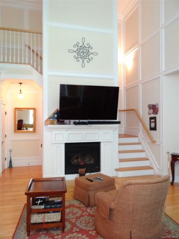 33 Blair Road, East Setauket, NY 11733