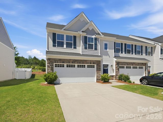 10414 Dalton Woods Court NW, Huntersville, NC 28078
