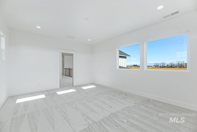 21726 Appaloosa Ave, Star, ID 83669