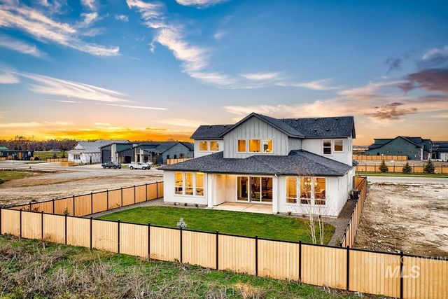 21726 Appaloosa Ave, Star, ID 83669