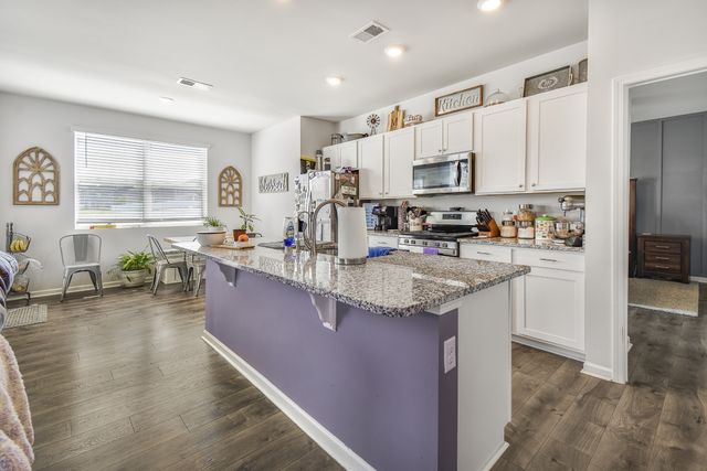 1115 Woodbridge Blvd, Lebanon, TN 37090