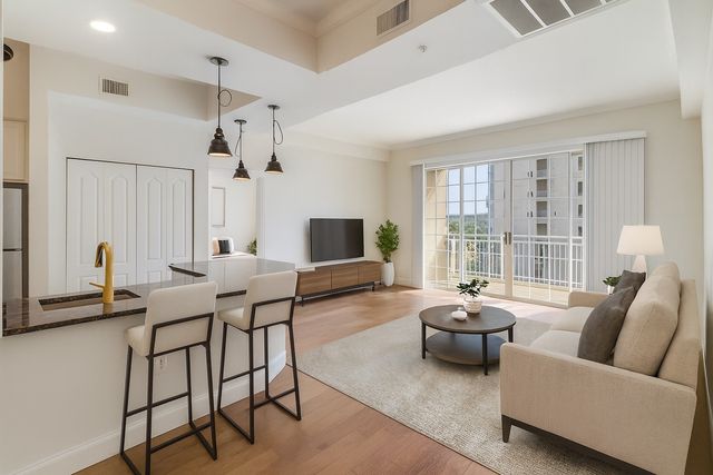 3225 Turtle Creek Boulevard 545, Dallas, TX 75219