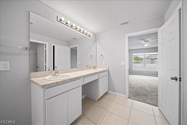 1426 NE 34th ST, Cape Coral, FL 33909