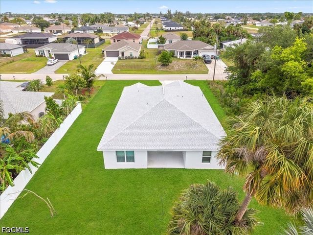 1426 NE 34th ST, Cape Coral, FL 33909