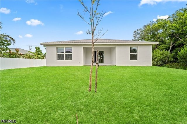 1426 NE 34th ST, Cape Coral, FL 33909