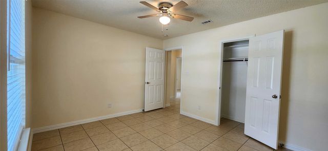 723 Briggs Street, Cedar Hill, TX 75104