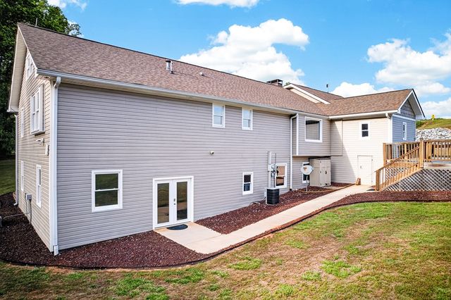 165 Porter Springs Road, Dahlonega, GA 30533