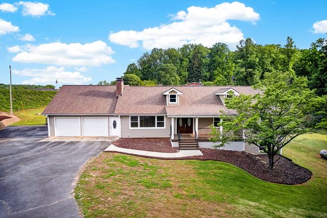 165 Porter Springs Road, Dahlonega, GA 30533