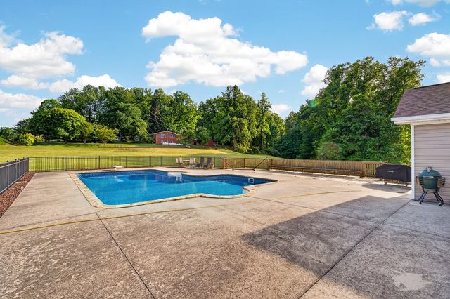 165 Porter Springs Road, Dahlonega, GA 30533
