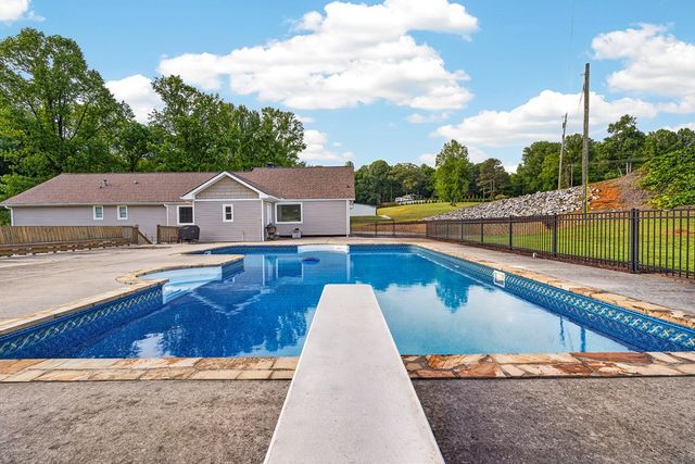 165 Porter Springs Road, Dahlonega, GA 30533