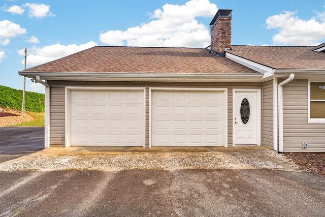 165 Porter Springs Road, Dahlonega, GA 30533
