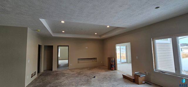 3306 E Prairie Wind St Street, Sioux Falls, SD 57108