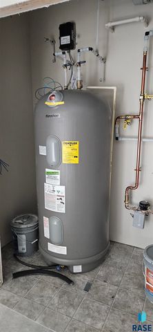 3306 E Prairie Wind St Street, Sioux Falls, SD 57108