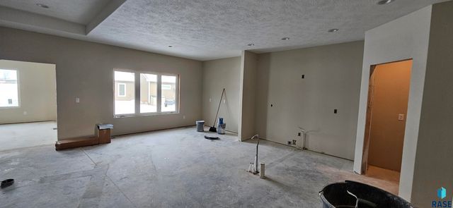 3306 E Prairie Wind St Street, Sioux Falls, SD 57108