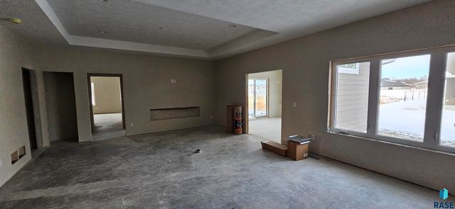 3306 E Prairie Wind St Street, Sioux Falls, SD 57108