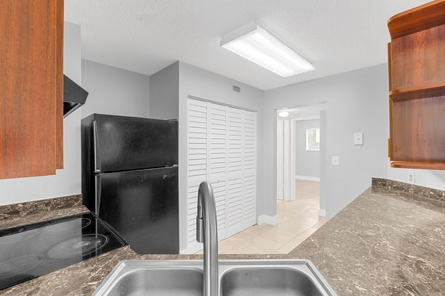 3469 NW 44th Street 104, Lauderdale Lakes, FL 33309