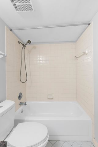 3469 NW 44th Street 104, Lauderdale Lakes, FL 33309