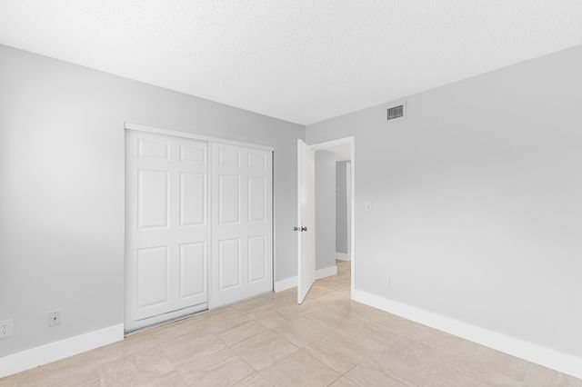 3469 NW 44th Street 104, Lauderdale Lakes, FL 33309