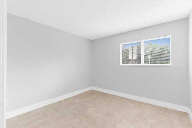 3469 NW 44th Street 104, Lauderdale Lakes, FL 33309