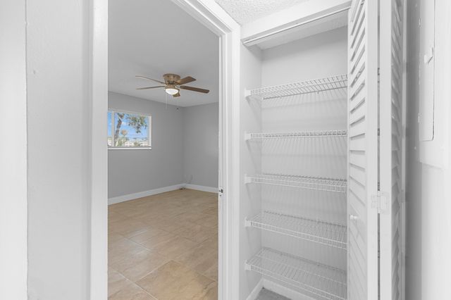 3469 NW 44th Street 104, Lauderdale Lakes, FL 33309