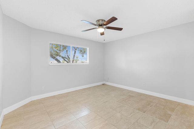 3469 NW 44th Street 104, Lauderdale Lakes, FL 33309