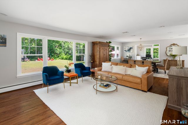 121 Thornwood Road, Stamford, CT 06903